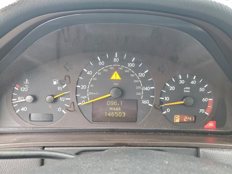 Photo 9 from auction – 2000 MERCEDES-BENZ E 320 with VIN WDBJF65J6YB142049