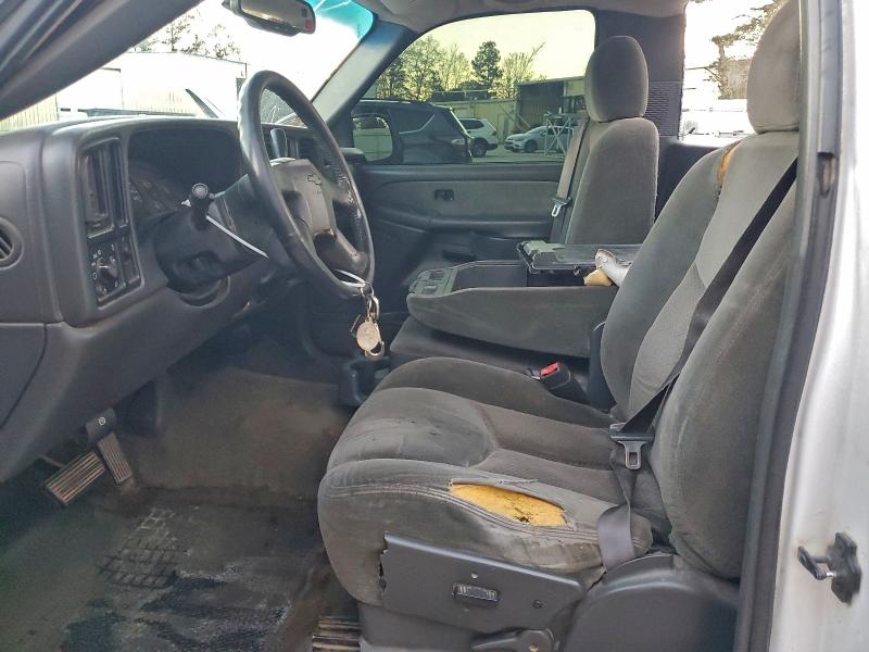 Photo 7 from auction – 2003 CHEVROLET SILVERADO with VIN 1GCEC14VX3Z267784