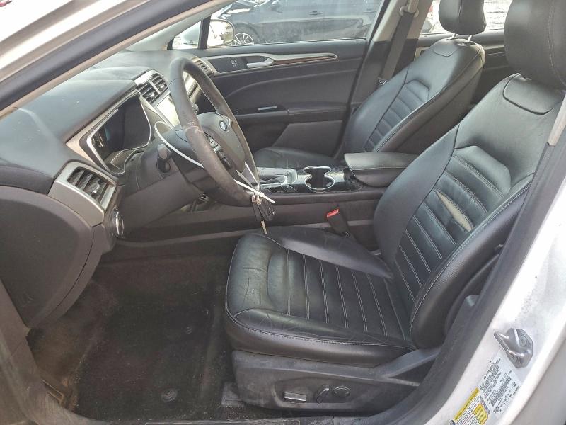 Photo 7 from auction – 2016 FORD FUSION SE with VIN 3FA6P0LU7GR166178