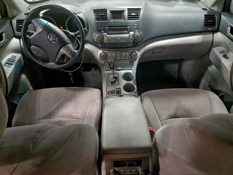 Photo 8 from auction – 2008 TOYOTA HIGHLANDER with VIN JTEES43A882080140