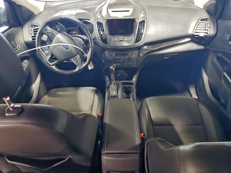 Photo 8 from auction – 2017 FORD ESCAPE SE with VIN 1FMCU0GD3HUD84060