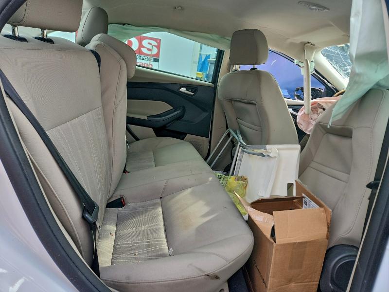 Photo 10 from auction – 2015 FORD FOCUS SE with VIN 1FADP3F24FL321642
