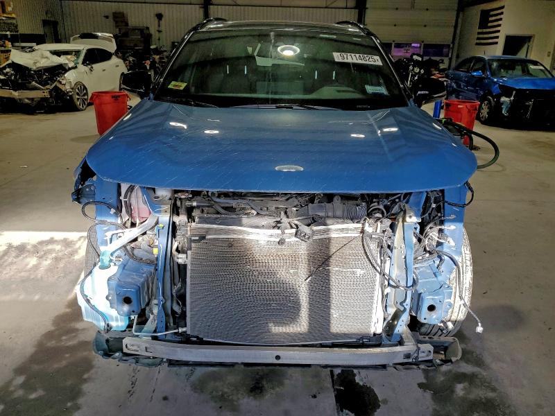 Photo 5 from auction – 2024 TOYOTA RAV4 XSE with VIN 2T3E6RFV4RW068080