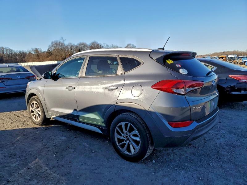 Photo 2 from auction – 2017 HYUNDAI TUCSON LIM with VIN KM8J3CA41HU499891