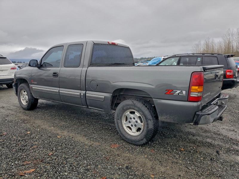 Photo 2 from auction – 2001 CHEVROLET SILVERADO with VIN 1GCEK19T11E129890
