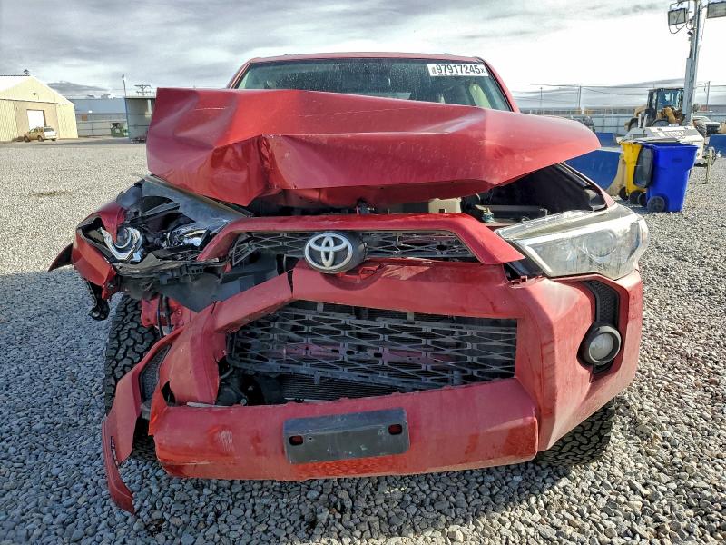 Photo 5 from auction – 2014 TOYOTA 4RUNNER SR with VIN JTEBU5JR7E5155271
