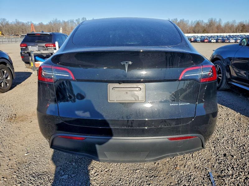 Zdjęcie 6 z aukcji – 2023 TESLA MODEL Y z VIN 7SAYGAEE0PF919598