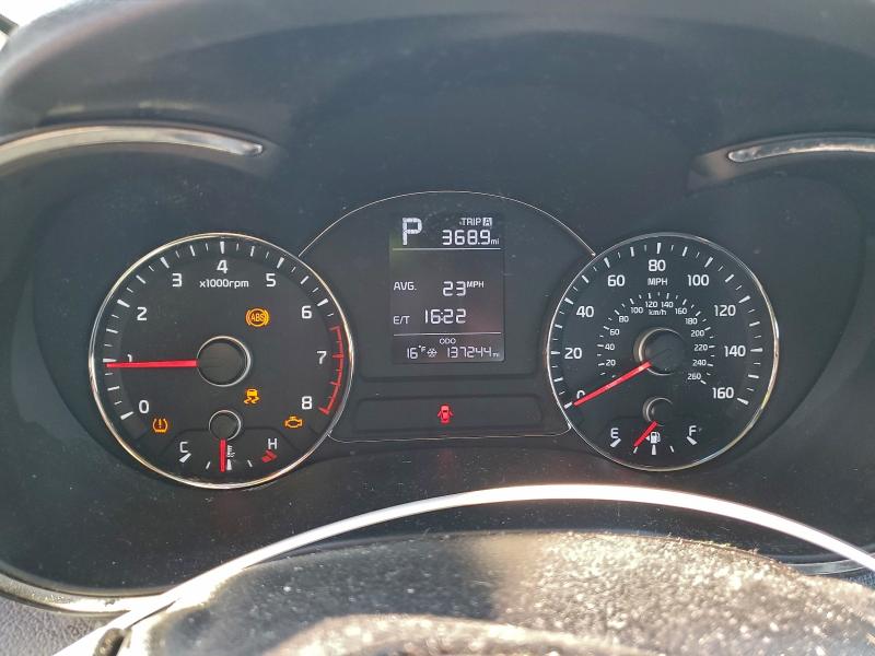 Photo 9 from auction – 2017 KIA FORTE LX with VIN 3KPFK4A7XHE157478