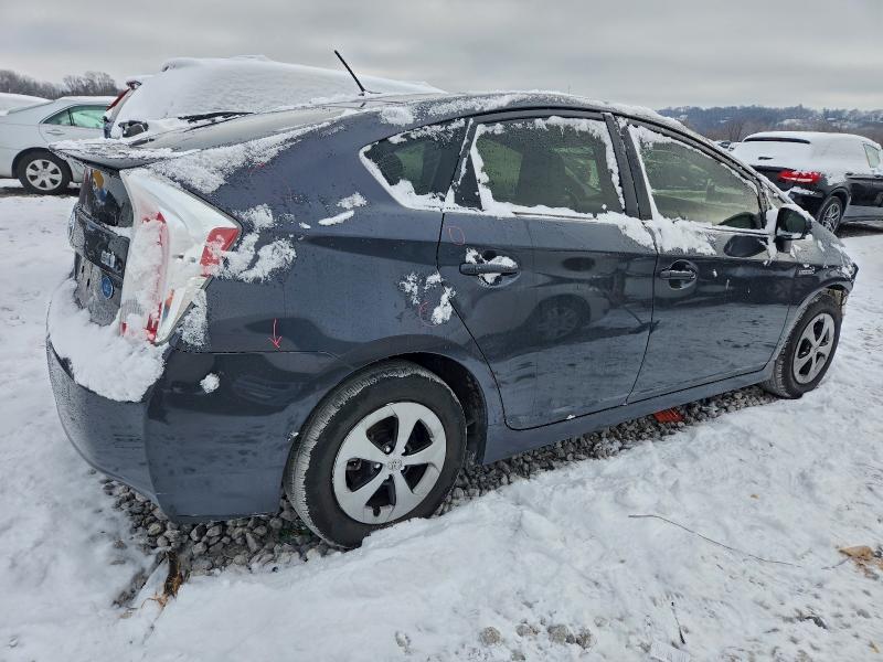 Photo 3 from auction – 2015 TOYOTA PRIUS with VIN JTDKN3DU5F1898977