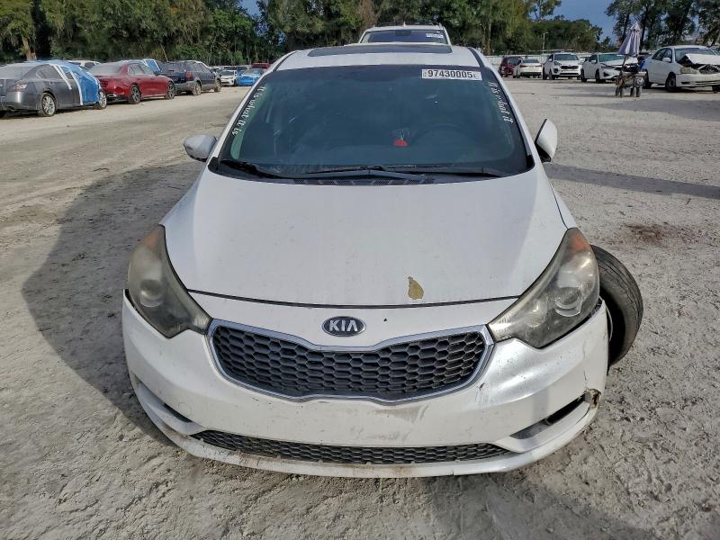 Photo 5 from auction – 2015 KIA FORTE EX with VIN KNAFZ4A83F5364210