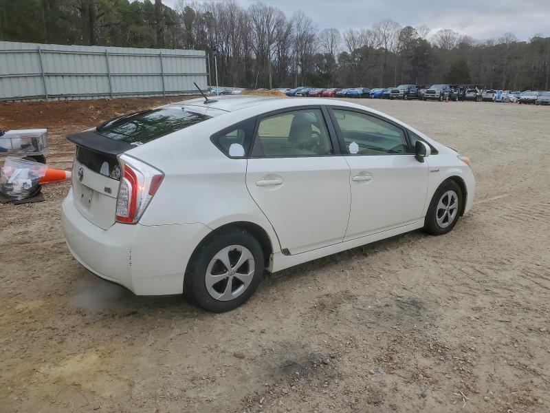 Photo 3 from auction – 2013 TOYOTA PRIUS with VIN JTDKN3DU1D5645001