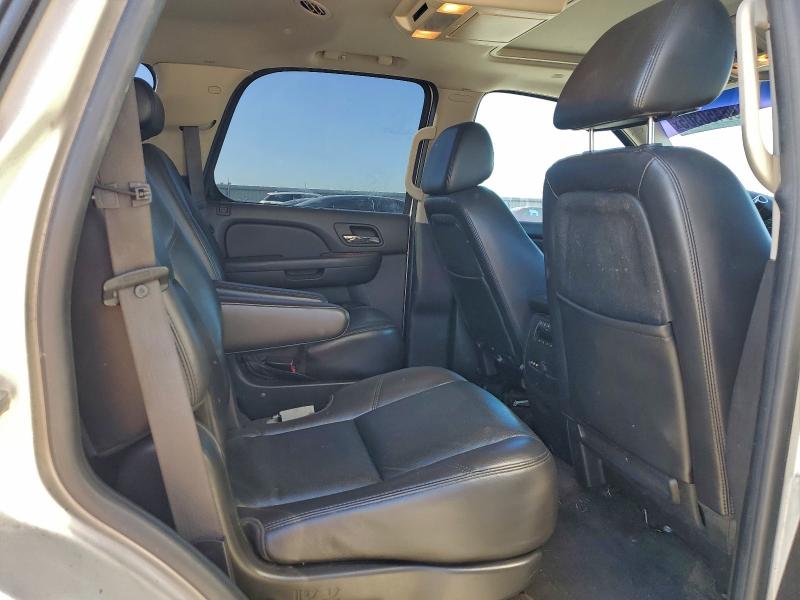 Photo 11 from auction – 2009 CHEVROLET TAHOE K150 with VIN 1GNFK33009R211555