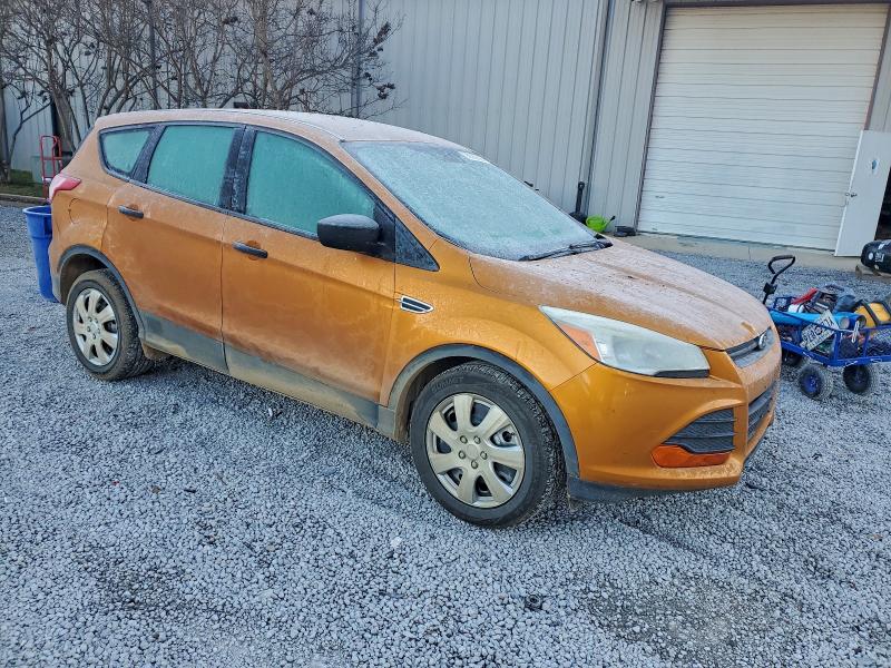Photo 4 from auction – 2016 FORD ESCAPE S with VIN 1FMCU0F79GUC03828