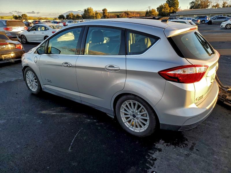 Photo 2 from auction – 2016 FORD C-MAX PREM with VIN 1FADP5CU0GL108822