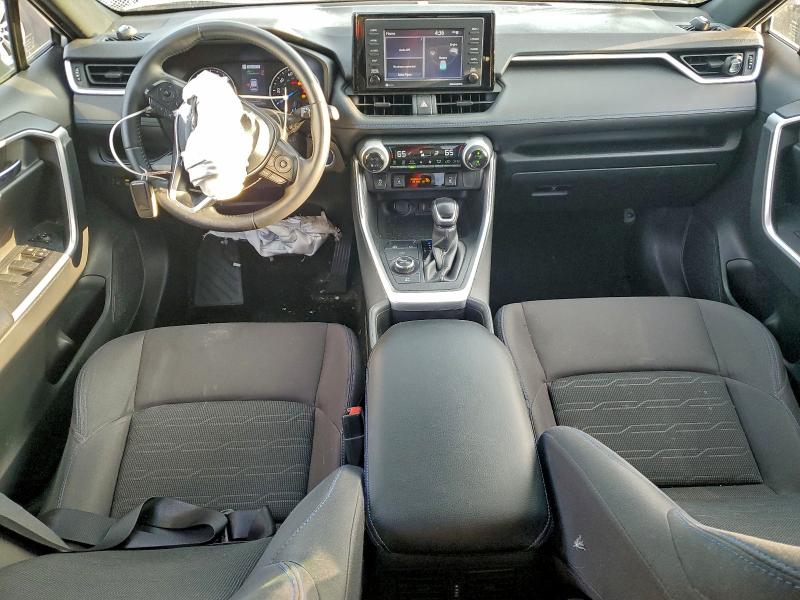 Photo 8 from auction – 2022 TOYOTA RAV4 with VIN JTM16RFV9ND068923