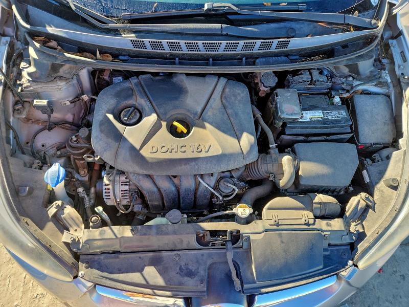 Photo 11 from auction – 2016 HYUNDAI ELANTRA SE with VIN 5NPDH4AE3GH772422