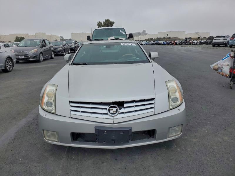 Photo 5 from auction – 2004 CADILLAC XLR with VIN 1G6YV34A345600855