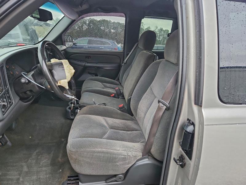 Photo 7 from auction – 2004 CHEVROLET SILVERADO with VIN 2GCEC19T241191270