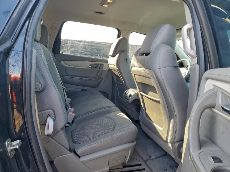 Photo 11 from auction – 2017 CHEVROLET TRAVERSE L with VIN 1GNKRGKD9HJ352952