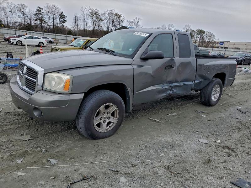 DODGE DAKOTA SLT 2007 with VIN 1D7HE42K07S218941 - Photo from auction