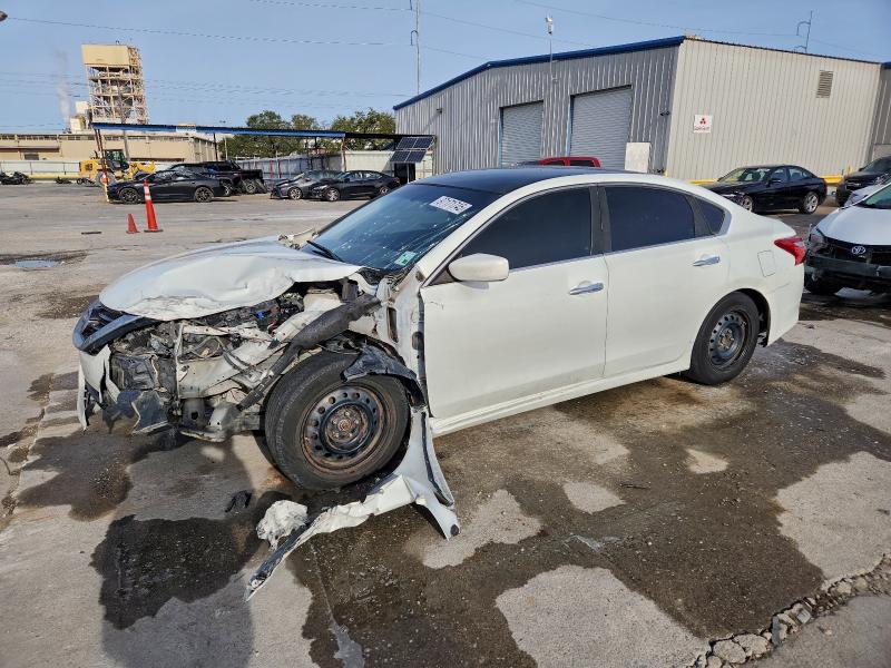 NISSAN ALTIMA 2.5 2016 with VIN 1N4AL3AP0GN370604 - Photo from auction