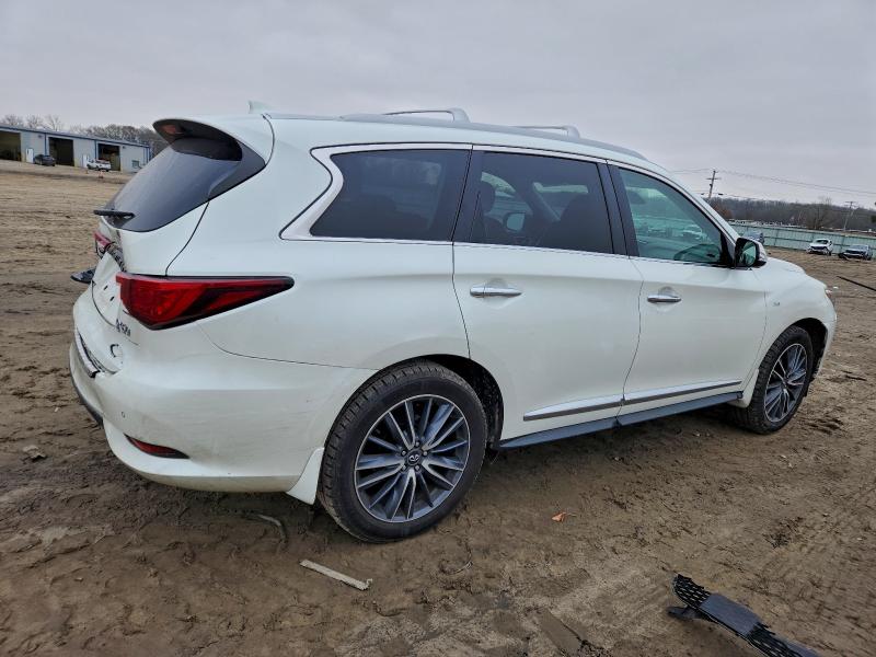 Photo 3 from auction – 2019 INFINITI QX60 LUXE with VIN 5N1DL0MN9KC554374