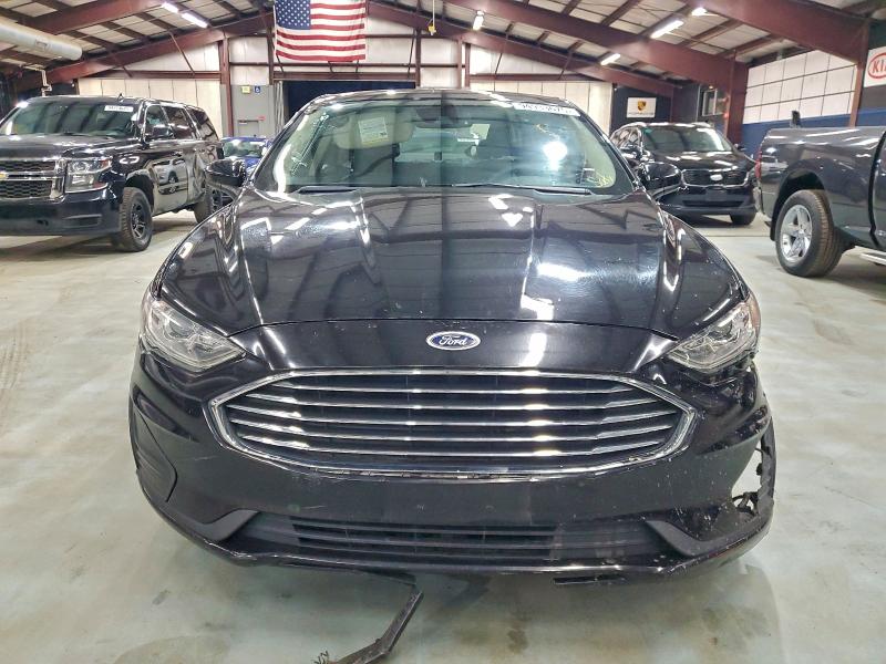 Photo 5 from auction – 2019 FORD FUSION SE with VIN 3FA6P0LU0KR261545