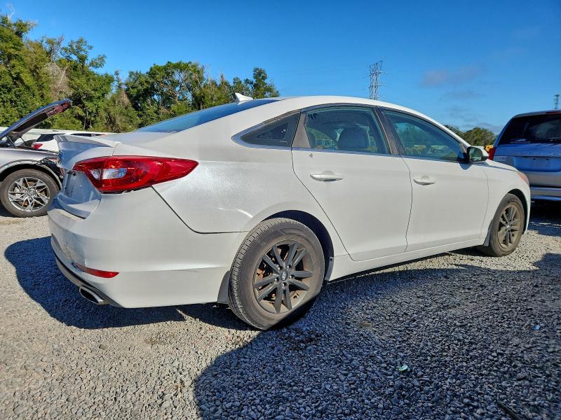 Photo 3 from auction – 2015 HYUNDAI SONATA SE with VIN 5NPE24AF5FH173289