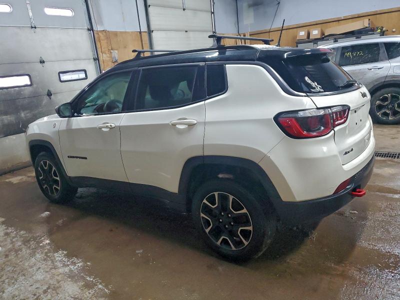 Photo 2 from auction – 2019 JEEP COMPASS TR with VIN 3C4NJDDB4KT713866