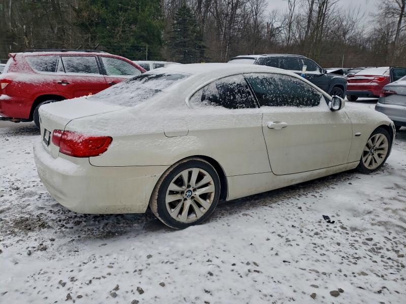 Photo 3 from auction – 2013 BMW 328 I with VIN WBAKE3C59DE771890
