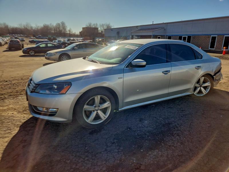 VOLKSWAGEN PASSAT S 2015 with VIN 1VWAT7A32FC114504 - Photo from auction