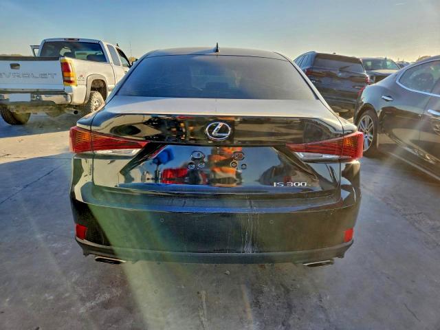 Photo 6 from auction – 2018 LEXUS IS 300 with VIN JTHBA1D23J5063829