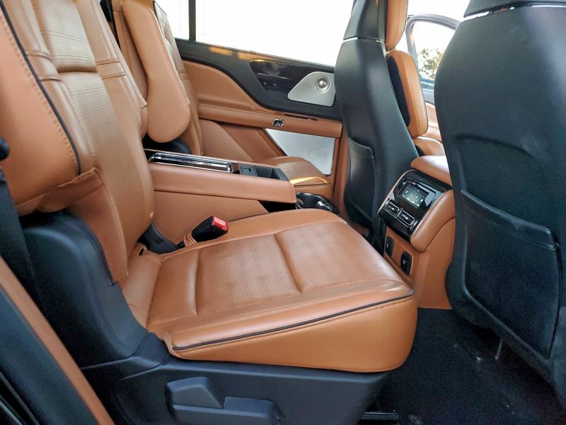 Photo 11 from auction – 2020 LINCOLN AVIATOR BL with VIN 5LM5J9XC7LGL29502