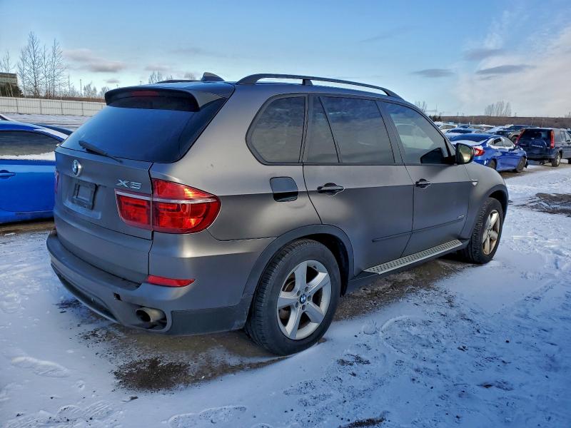 Photo 3 from auction – 2012 BMW X5 XDRIVE3 with VIN 5UXZV4C51CL757675
