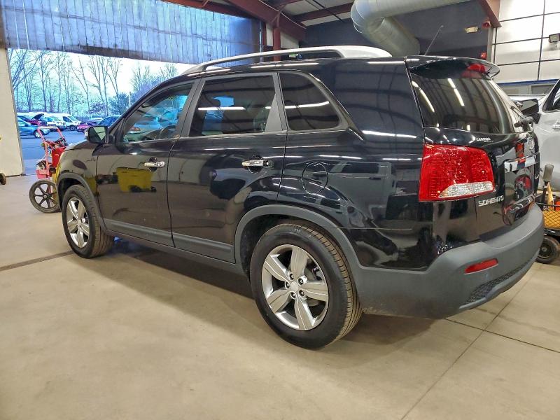Photo 2 from auction – 2013 KIA SORENTO EX with VIN 5XYKU4A28DG357365