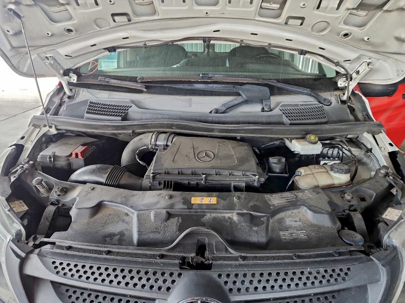Photo 12 from auction – 2016 MERCEDES-BENZ METRIS with VIN WD3PG2EA4G3132771