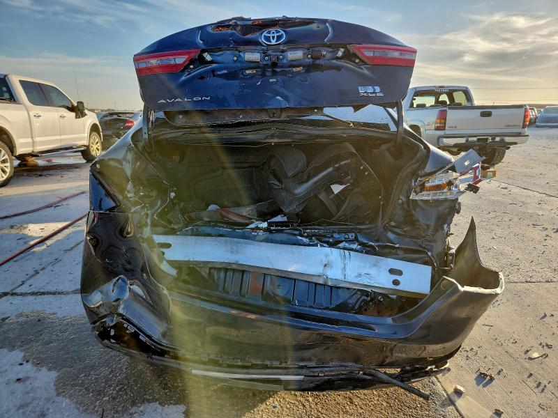 Photo 6 from auction – 2016 TOYOTA AVALON HYB with VIN 4T1BD1EB3GU048717