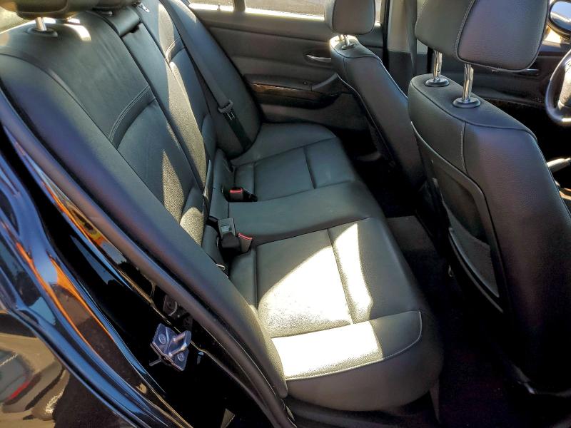 Photo 10 from auction – 2009 BMW 328 XI with VIN WBAPK73549A456581