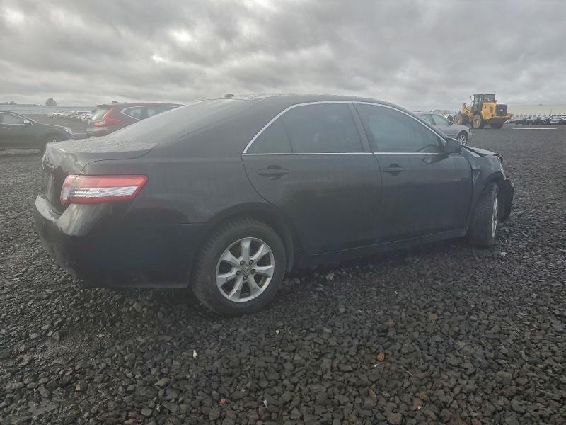 Photo 3 from auction – 2011 TOYOTA CAMRY BASE with VIN 4T1BF3EK6BU127801