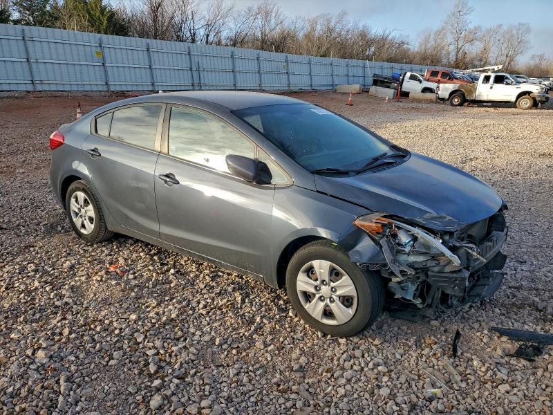 Photo 4 from auction – 2016 KIA FORTE with VIN KNAFK4A68G5594782