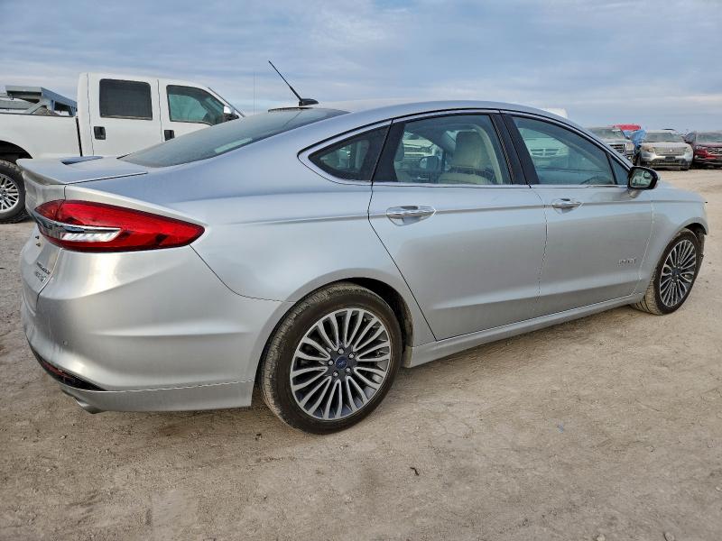 Photo 3 from auction – 2017 FORD FUSION TIT with VIN 3FA6P0RU1HR317556