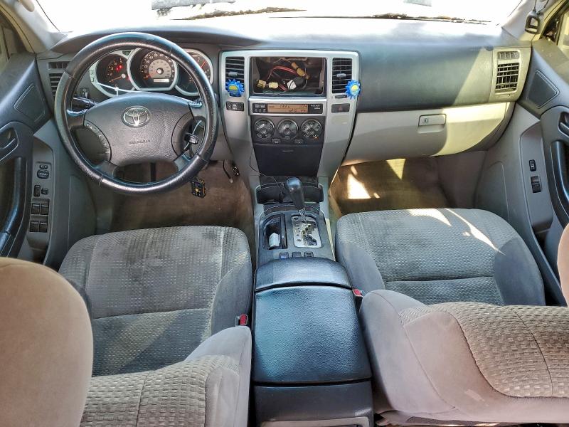Photo 8 from auction – 2005 TOYOTA 4RUNNER SR with VIN JTEZU14R050052497