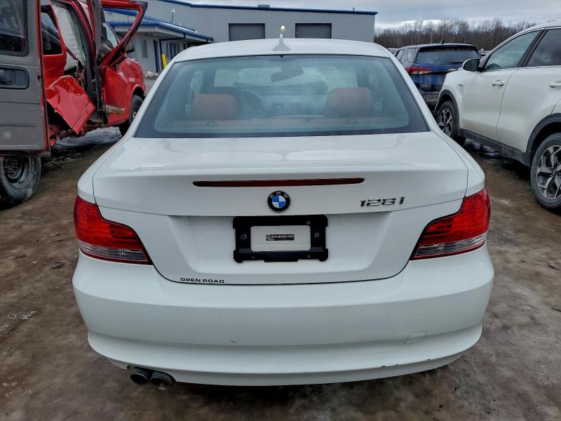 Photo 6 from auction – 2011 BMW 128 with VIN WBAUP9C53BVL89969