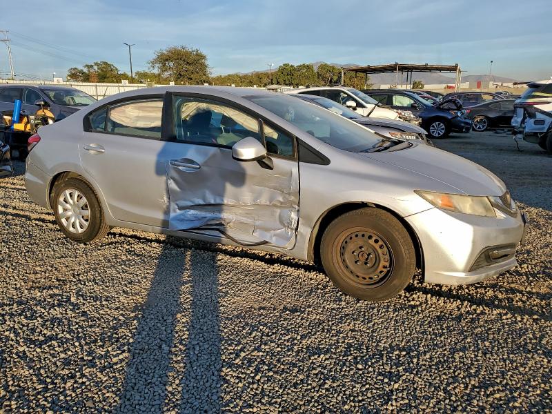 Photo 4 from auction – 2013 HONDA CIVIC with VIN 19XFB2F57DE232756