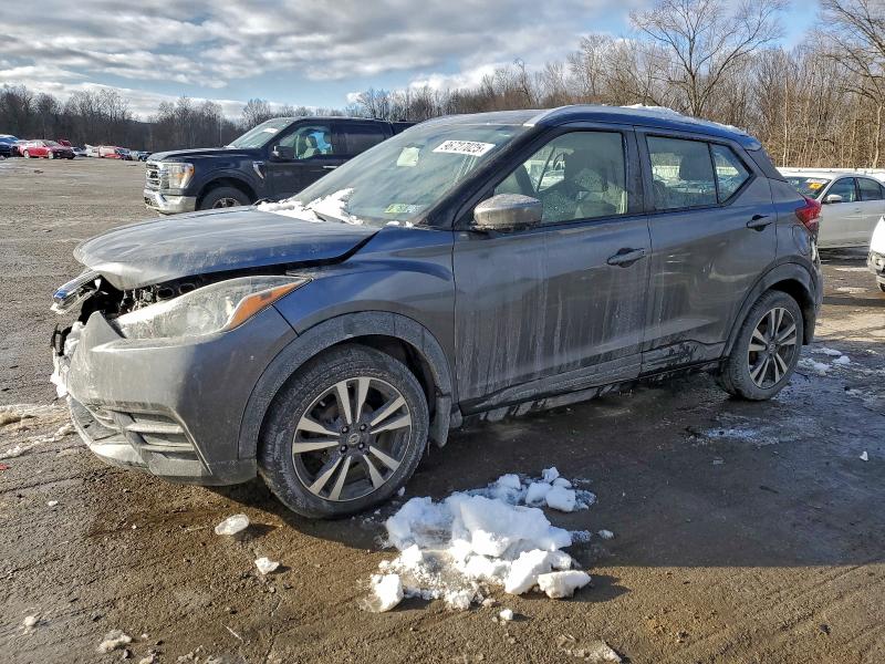 NISSAN KICKS S 2018 with VIN 3N1CP5CU3JL508779 - Photo from auction