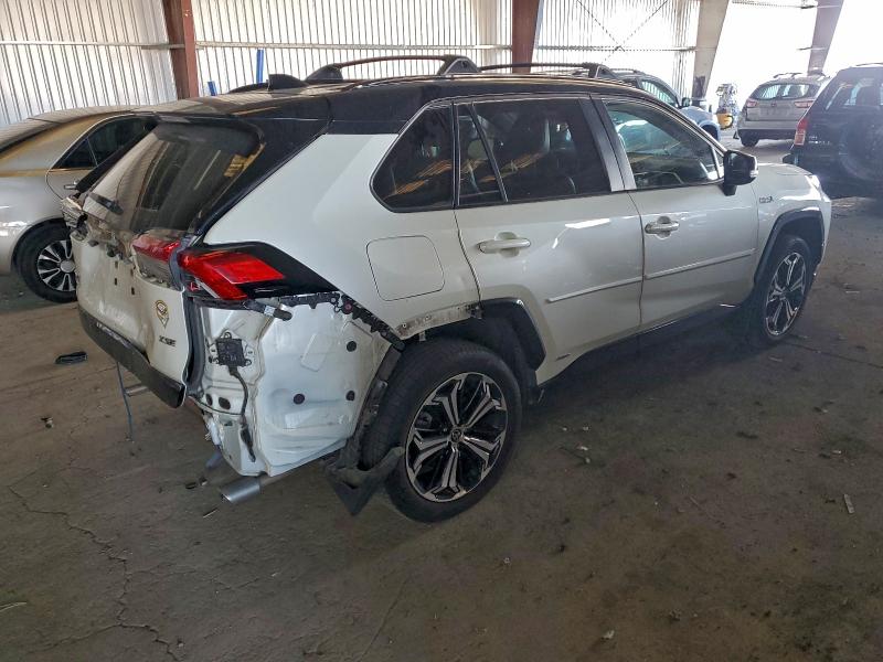 Photo 3 from auction – 2021 TOYOTA RAV4 PRIME with VIN JTMFB3FV2MD069652