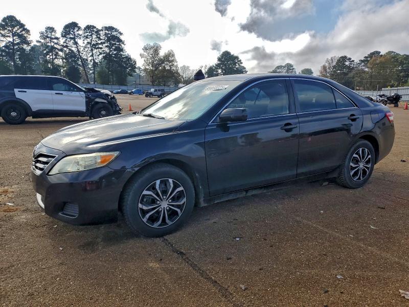 TOYOTA CAMRY BASE 2010 with VIN 4T4BF3EK1AR072842 - Photo from auction