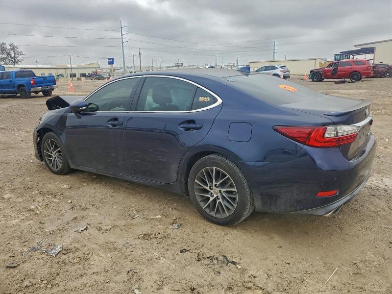 Foto 2 de la subasta – 2016 LEXUS ES 350 con VIN JTHBK1GG7G2233804