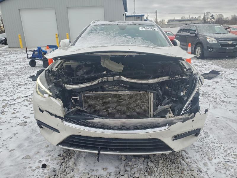 Photo 5 from auction – 2017 INFINITI QX30 BASE with VIN SJKCH5CP8HA027252