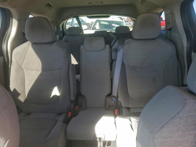 Photo 10 from auction – 2021 TOYOTA SIENNA LE with VIN 5TDKSKFC5MS035880